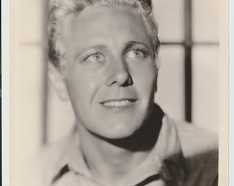 Gene Raymond C, 1930-1940, foto publicitaria de prensa vintage de actor de cine