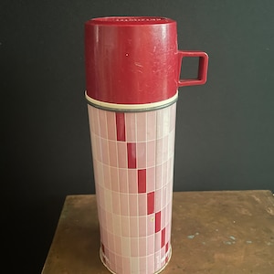 Vintage Pink Red White Rectangular Pattern King Seeley Thermos - Norwich, CT USA