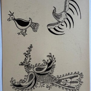 Motifs d'oiseaux imprimés anciens issus du batik javanais