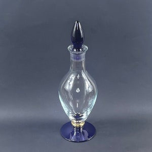 Vintage Wine Decanter: Hand Blown Glass with Cobalt Blue Stopper