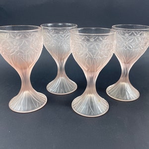 Vintage Satin Pink Floral Wine Glasses - Set of 4 Retro Stemware
