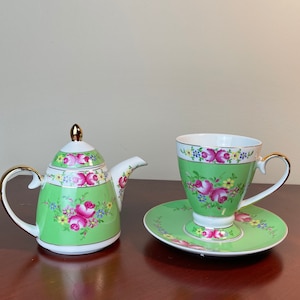 Tea Cup Set, Sorelle Porcelain Tea Set, Porcelain Tea Set, Floral Tea Set, Shabby Chic Decor, Vintage Tea Cup Set, Gift Idea, Gift for Mom