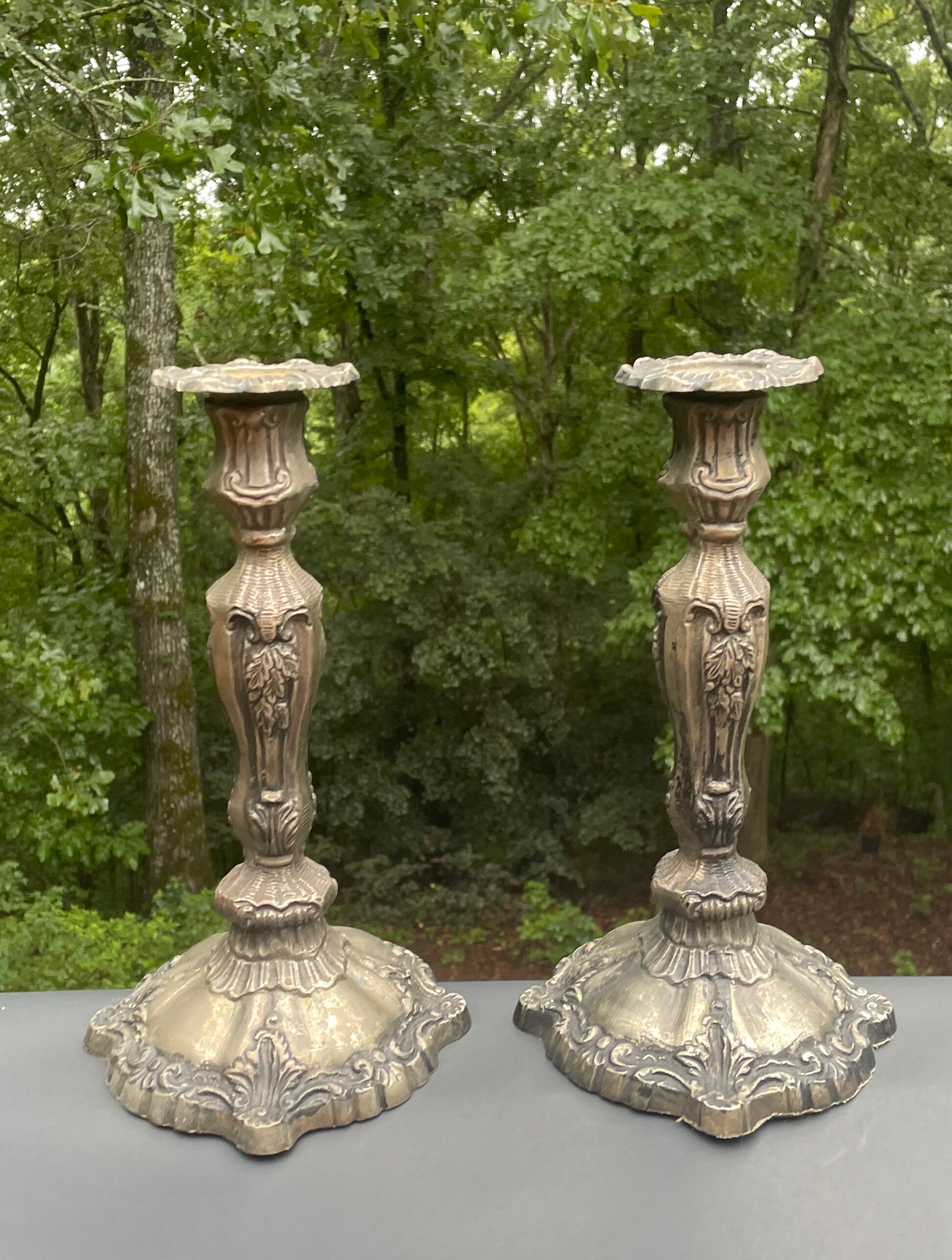 SOPHIA cast irom candle holder, antique - Noori