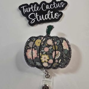 Decorative Pumpkin Badge Reels, ID Holder, Fall, Pumpkins, Fall ID Holder, Badge Reel ID Holder, Professional Holder, Jack O Lantern