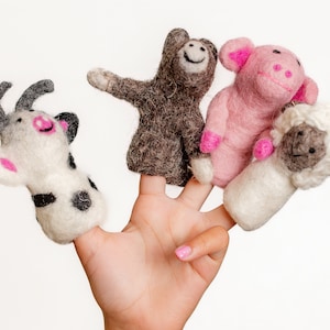 Set of 4 Farm Animal Finger Puppets, Pretend Play Montessori Waldorf Toys, Piggy Donkey Sheep Cow Needle Felted Puppets
