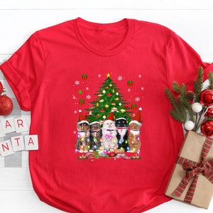 Christmas Cats Shirt - Santa Cat T-shirt - Cat Mom Gift - Merry Christmas Shirt - Xmas Animal Lover T-shirt - Happy Winter Shirt