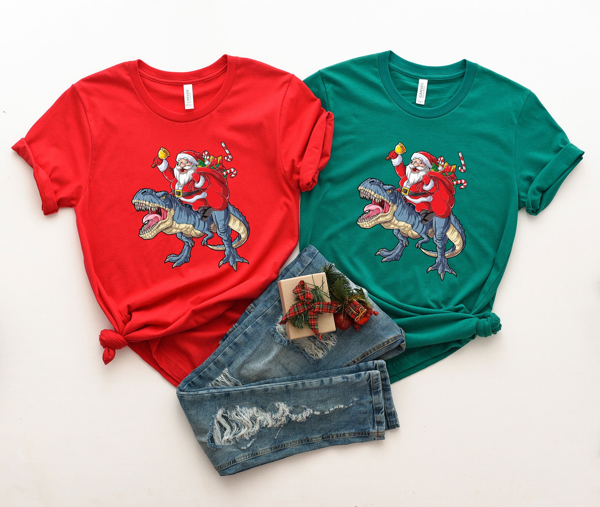 Discover Santa Claus Riding Dinosaur Shirt - Christmas T-rex Tee - Dino Lover Gift T-shirt - Funny Xmas Boy Shirt - Holiday Party T-shirt