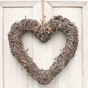 Limed brushwood heart | 2 sizes | Decorative heart | Heart wreath | wreath | Door wreath | Window decoration | Willow heart | Heart