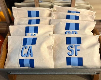 Bolsa de maquillaje con iniciales, neceser, regalo de equipo, baile o animadoras
