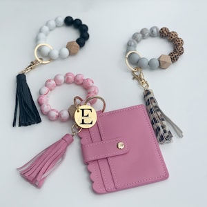  MEIBAN Silicone Bracelet Keychain Silicone Beads Keychain with  Card Wallet Elastic Keychain for Women Gbd800uc-5 (L, L) : Clothing, Shoes  & Jewelry