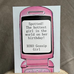 Gossip Girl Geburtstagskarte – „Spotted!“ Retro-Phone Design für die Birthday Queen