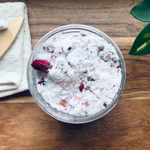 Rosebud | Coconut Milk Salt Bath