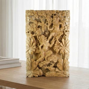Handmade Cempaka Wood Ramayan Carving 20 inch, Subali Sugriwa Wall Art, Summer Gift