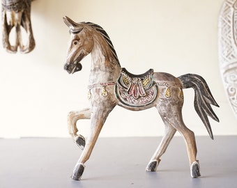 Wooden Horse White Wash Color, Halloween Gift, Horse Art, Personalized gifts for mom, Horse Decor, Horse Ornament, Halloween Decor, Decor