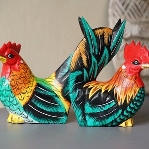 Pair Rooster Hen Figurine Statue, Chicken Wood Carving, Halloween Gift, Gift For Mom, Holiday Gift, Home Decor, Gift Idea, Chiken Sculpture