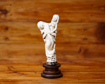 Mermaid and Octopus Antler Carving, Halloween Gift, Mermaid Sculpture, Deer Antler Carving, Home Decoration, Holiday Gift, Octopus Sculpture