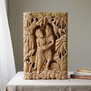 Handskuren Cempaka-träpanel Rama Sita, Ramayana-väggdekoration (45 cm), present till sommaren