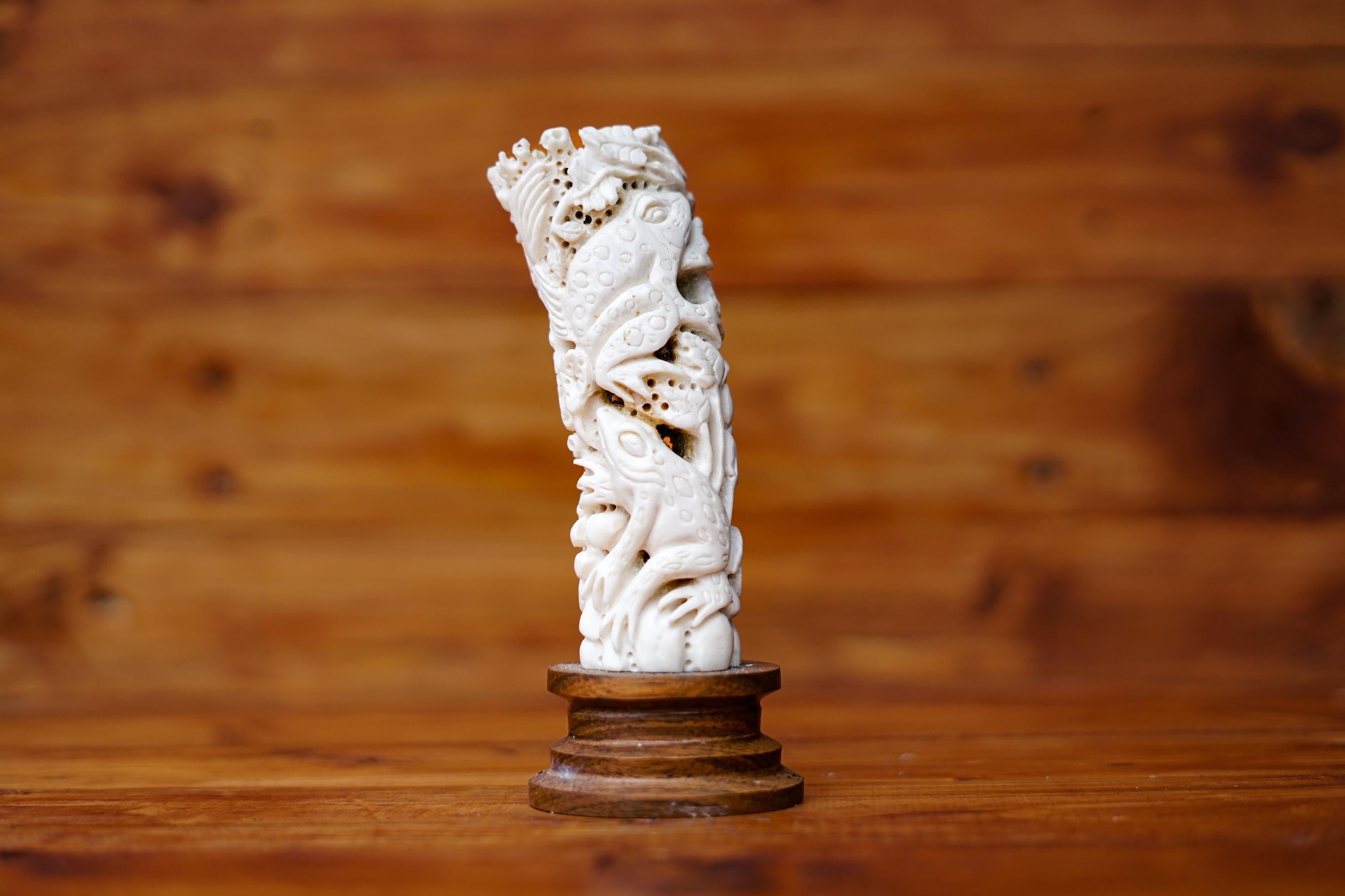 Frog Bone Carving, Halloween Gift, Angel Sculpture, Deer Antler Carving, Home Decoration, Halloween Gift, Handmade Sculpture, Bone Carving