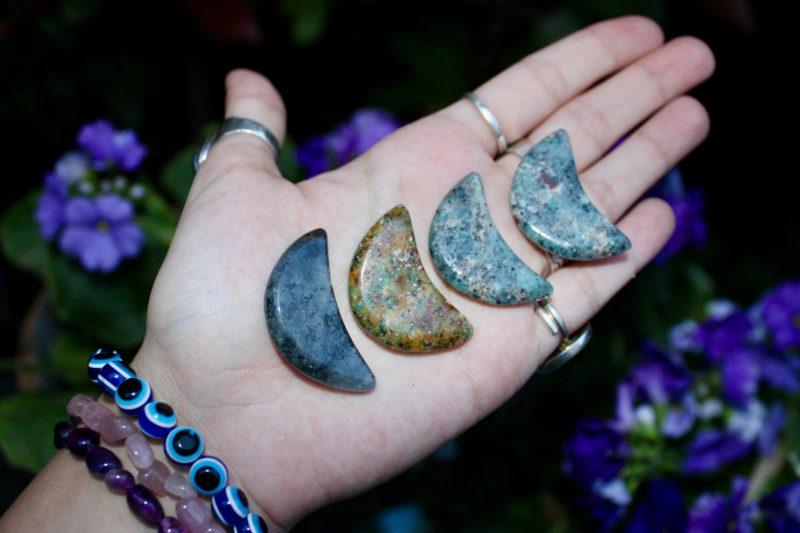 Sculpture sur La Lune Amazonite Du Brésil