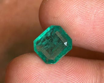 AAA Natural Zambian Emerald 3.15 Carat .5 Step Cut Stone Faceted Loose Stone For Ring ,Fine Quality Vivid Green Emerald 10x8.8x4.8MM