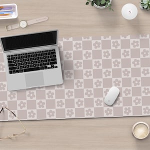 Cute Beige Desk Mat Y2k Aesthetic Checkered Floral Keyboard Mat Abstract Desk Mat Large Desk Pad Extra Large Mouse Pad Aesthetic