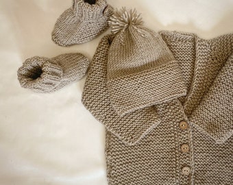 Coffee Brown Baby Sweater,Newborn Baby Homecoming, Baby Cardigan Gift Set,Baby Shower,Handmade,Hand Knitted Baby Clothes