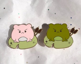 Angry Frog Enamel Pin | Gold Hard Enamel Pin | Cute Frog Pin | Frog Gifts | Animal Pin | Pin for Jacket | Backpack Enamel Pin