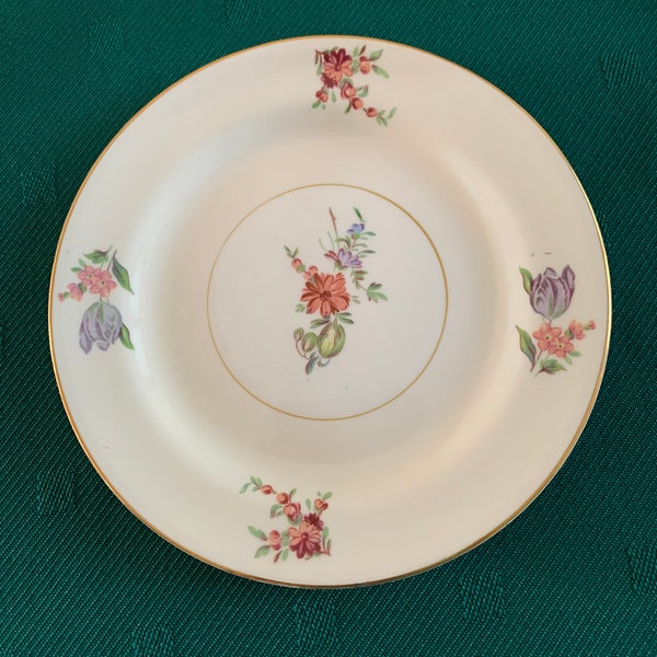 Vintage Household Institute Priscilla Pattern, items sold separately.  Dinner plate, side plate, fruit bowl, dessert plate, lunch plate, etc