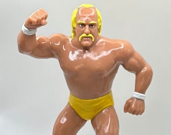 ハルク・ホーガン　フィギュア Amazon.co.jp: WWE アルティメットエディション ハルク・ホーガン