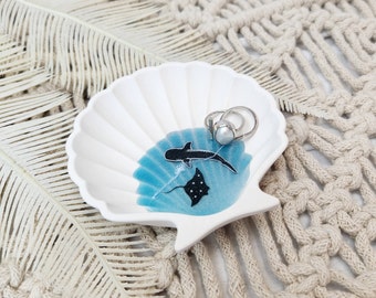 Shell Trinket/Ring Dish, Shark & Stingray - Beach/Ocean Inspired. Stingray Shark Lover Decor Gift | Ocean Shell Jewellery Ring Dish