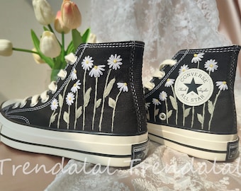 Converse Embroidered Shoes,Converse High Top Shoes,1970s Converse Chuck Taylor,Converse Customized Bridal White Flower Embroidered Sneakers