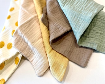 Organic Cotton Muslin Squares: Baby Washcloth Newborn Gift Set.  Lemon Pattern