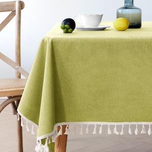 Avocadogroen tafelzeil tafelkleed met kwastje om te dineren - aangepast formaat, waterdicht, vlekbestendig tafelkleed voor buiten, effen kleur