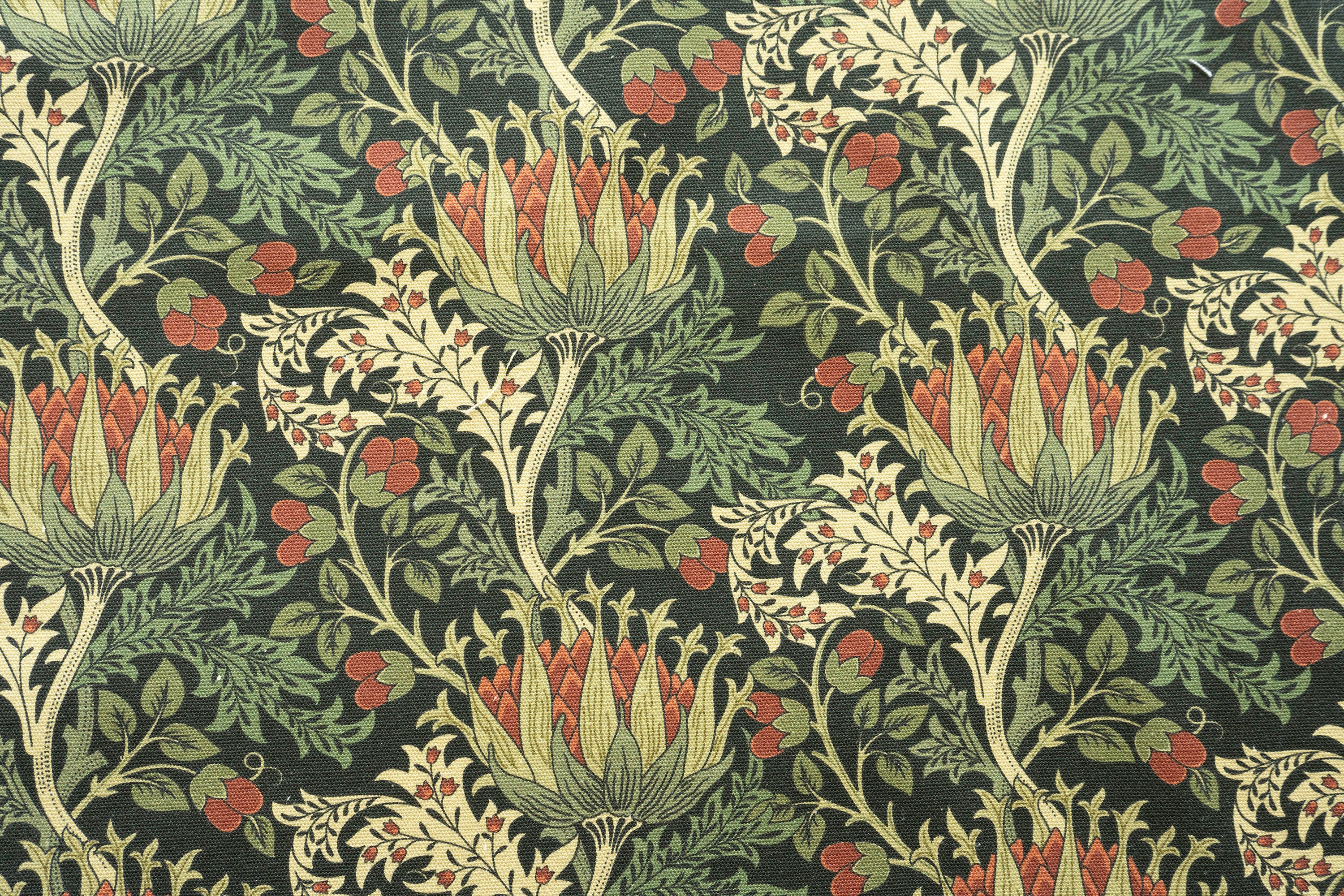 William Morris KELMSCOTT Scottish Thistle Green Fabric - Premium Quality Pure Cotton, Medium-Weight Home Decor
