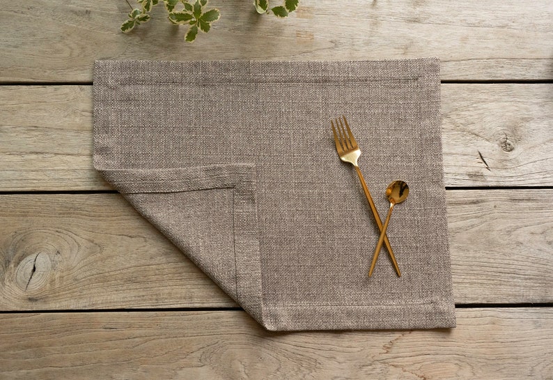 Christmas Placemat, table linen, table Placemats, red Placemat, Rust placemat, Gray placemat, beige placemat, water proof placemat, stain resistant placemat, table linen, Christmas gift