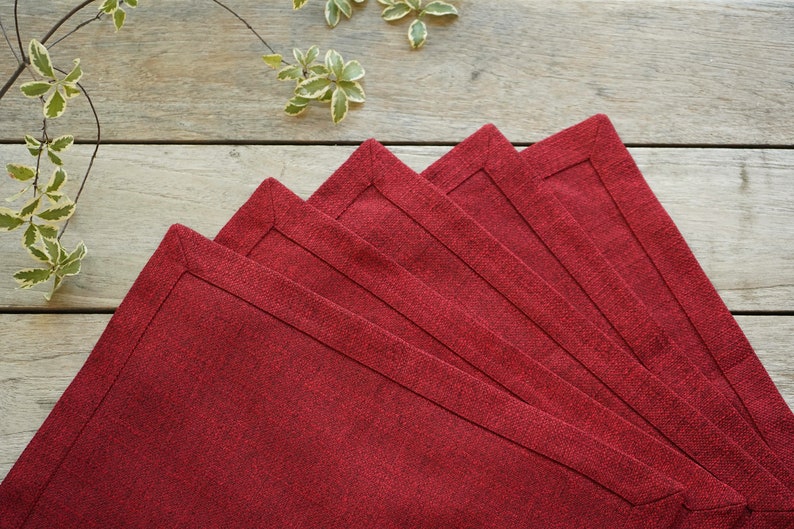 Christmas Placemat, table linen, Placemats, red Placemat, Rust placemat, Gray placemat, beige placemat, water proof placemat, stain resistant placemat, place mats
fabric placemats
washable placemats
placemat set
placemats for table