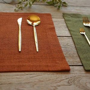 Christmas Placemat, table linen, Placemats, red Placemat, Rust placemat, Gray placemat, beige placemat, water proof placemat, stain resistant placemat, place mats
fabric placemats
washable placemats
placemat set
placemats for table