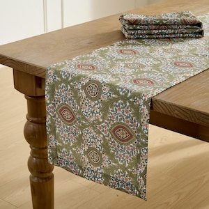 Thanksgiving Spring Linen-Textured Table Runner, Custom Sized, Runner with Squared Hem, Gift for Mom, William Morris, Fall Decor