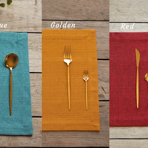 Christmas Placemat, table linen, Placemats, red Placemat, Rust placemat, Gray placemat, beige placemat, water proof placemat, stain resistant placemat, place mats
fabric placemats
washable placemats
placemat set
placemats for table