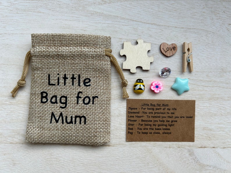 Little Bag for Mum, Birthday Gift, Thoughtful Gift, Gift for Mum, Special Gift, Token Gift, Keepsake, Mothers Day Gift, Charm Bag zdjęcie 1