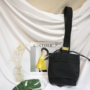 Salvatore Ferragamo Vara bucket bag, Ferragamo bag, Ferragamo shoulder bag, Vintage Ferragamo , Ferragamo bag, vintage Salvatore Ferragamo