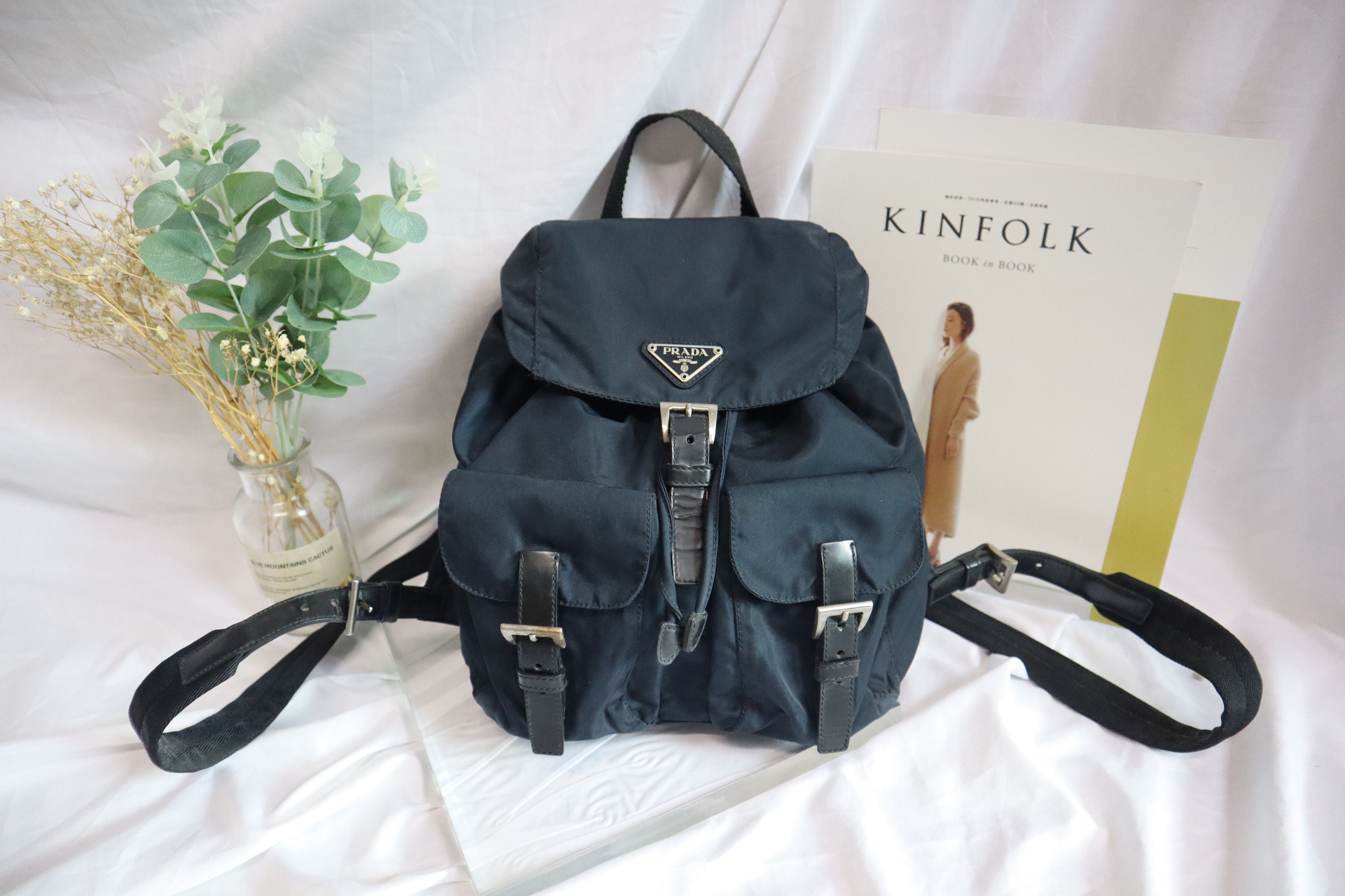 Introducir 61+ imagen prada mini backpack - Abzlocal.mx