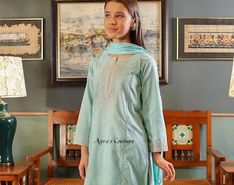 Costume 3 pièces Mint Eid Gharara Shalwar Kameez pour enfants