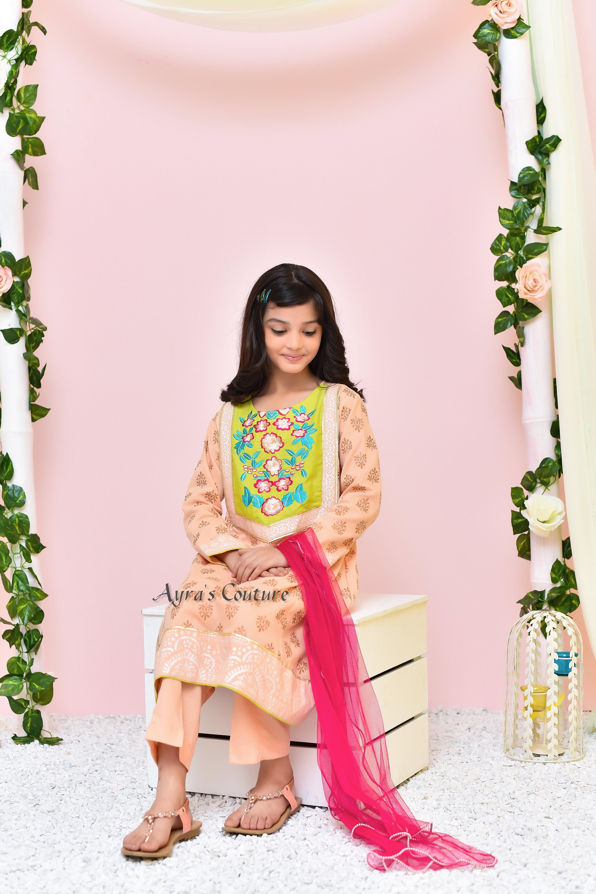 Vestito Kameez Shalwar Per Bambina – Rosa In Rete Con Ricami – Abito Asiatico Indiano Pakistano