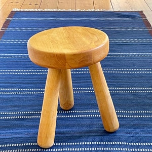 Ingvar Hildingsson stool in solid ald wood circa 1970, Sweden.