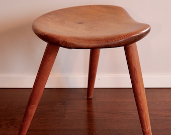 Norweigian stool attributed to Aage Schou for Husfliden in solid pine