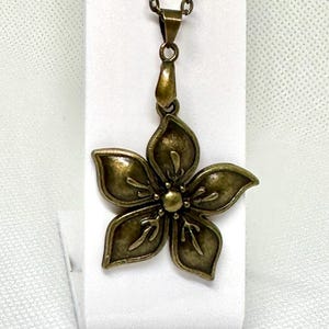 Final Fantasy vii inspired Aerith necklace gift  video games