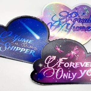 Yume Shipper Holographic Sticker Set: Fictional Other, Comfort Character