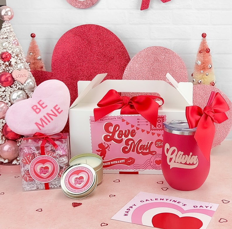 Valentines gift box set, galentines gift box, friendship celebration gift, teacher gift, best friend gift, heart candy plush, Heart plush