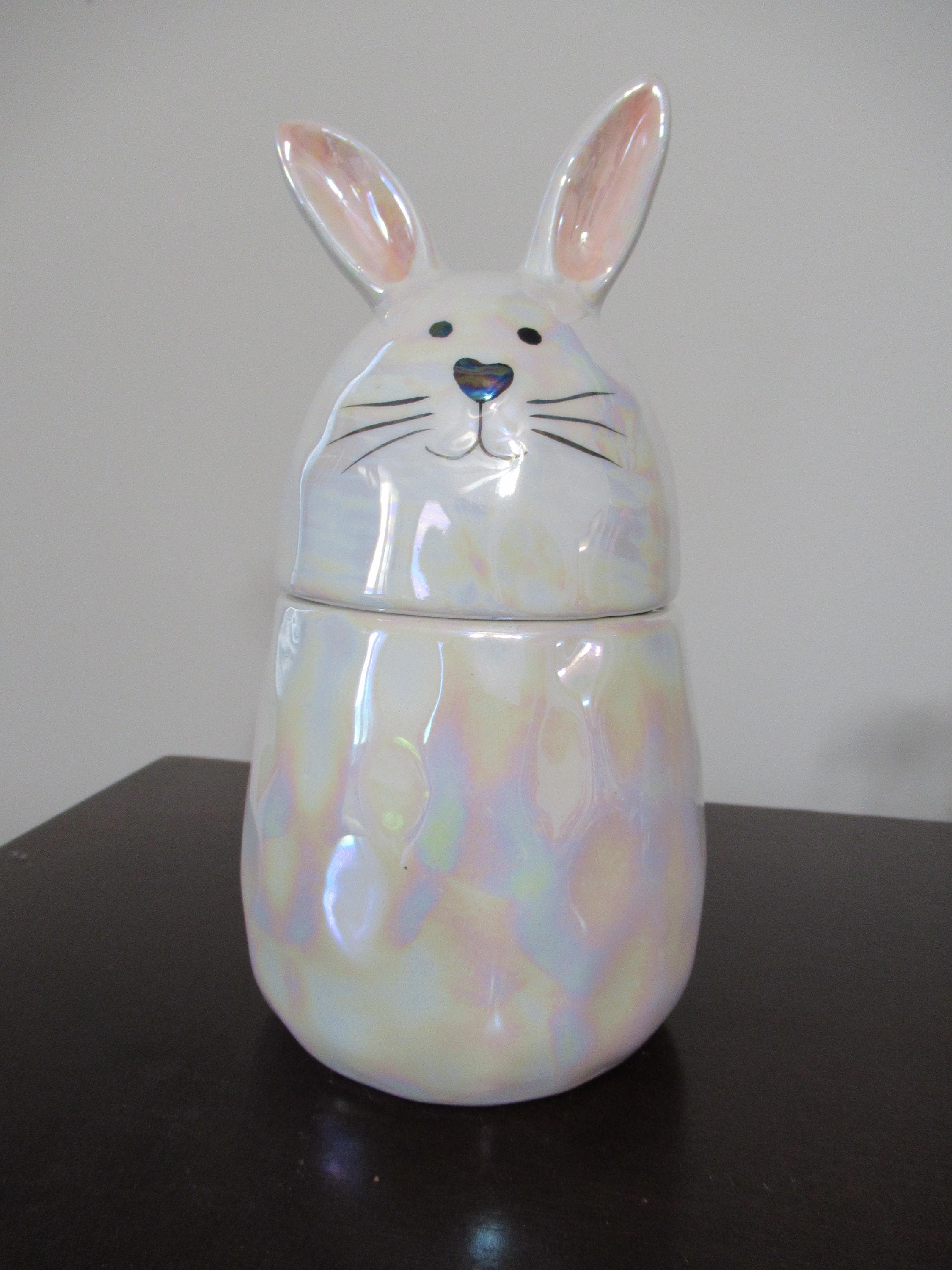 【Yarnnakarn】Rabbit Container うさぎ　小物入れ　置物 うさぎ（小物入れ） M-101-A 陶製 /Rabbit/兔子 | サバイディー